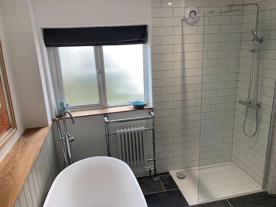 Luxurious Cottage In The Heart Of Falmouth Exterior photo